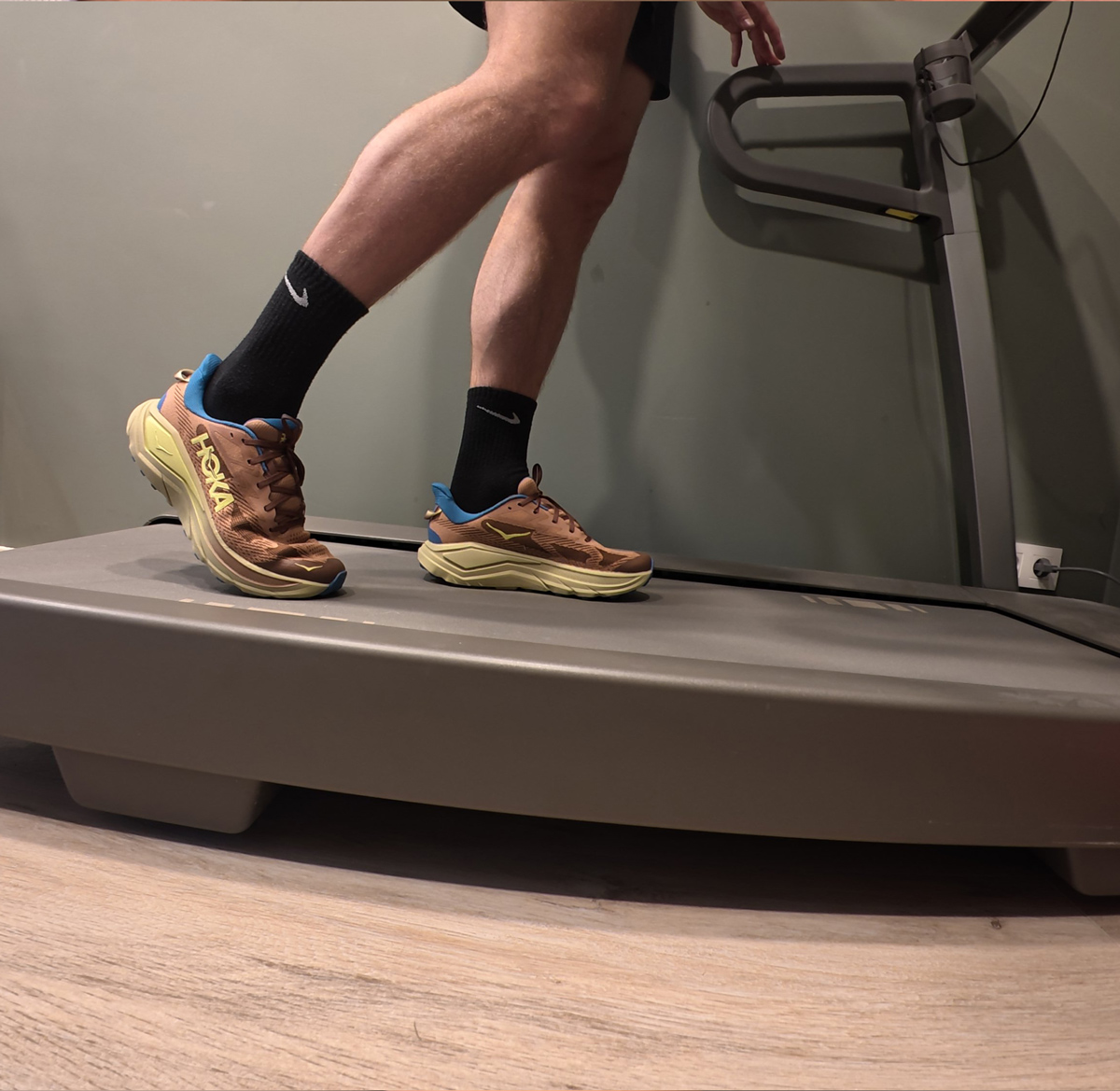 Analyse de la marche en podologie Analyse de la marche en podologie Orthoplastie Podologieplus - Jordan Timmermans - Podologue à Braine l'alleud, Lasnes, Waterloo, Genappe, Nivelles